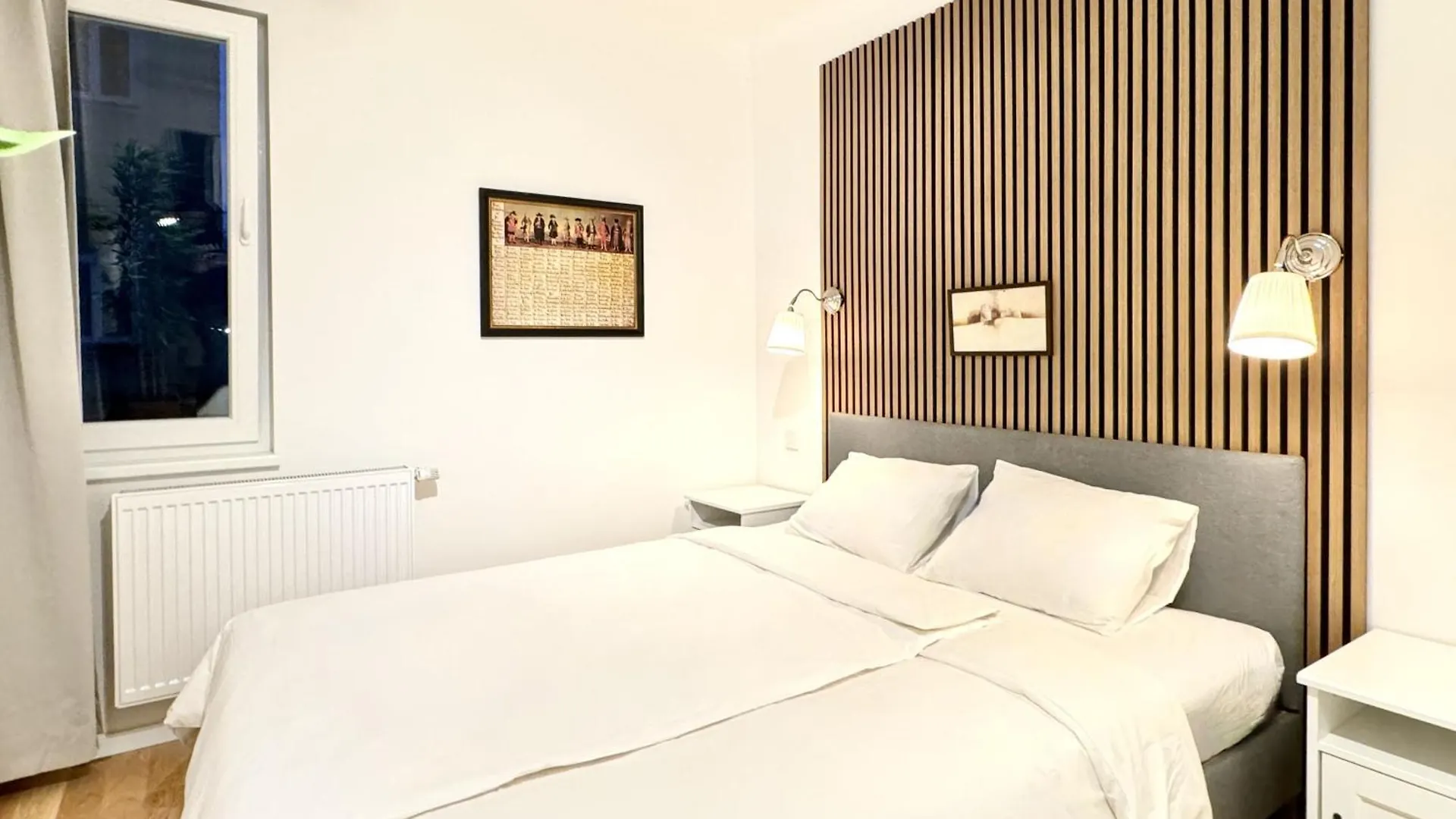 Newly Renovated Apartment At Yppenplatz Vienna Austria
