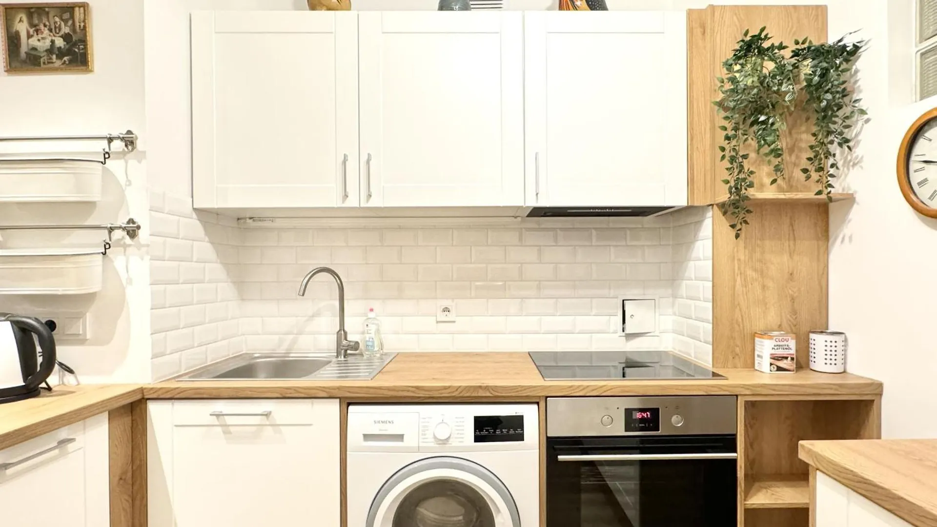 Newly Renovated Apartment At Yppenplatz Vienna 0*,  Austria
