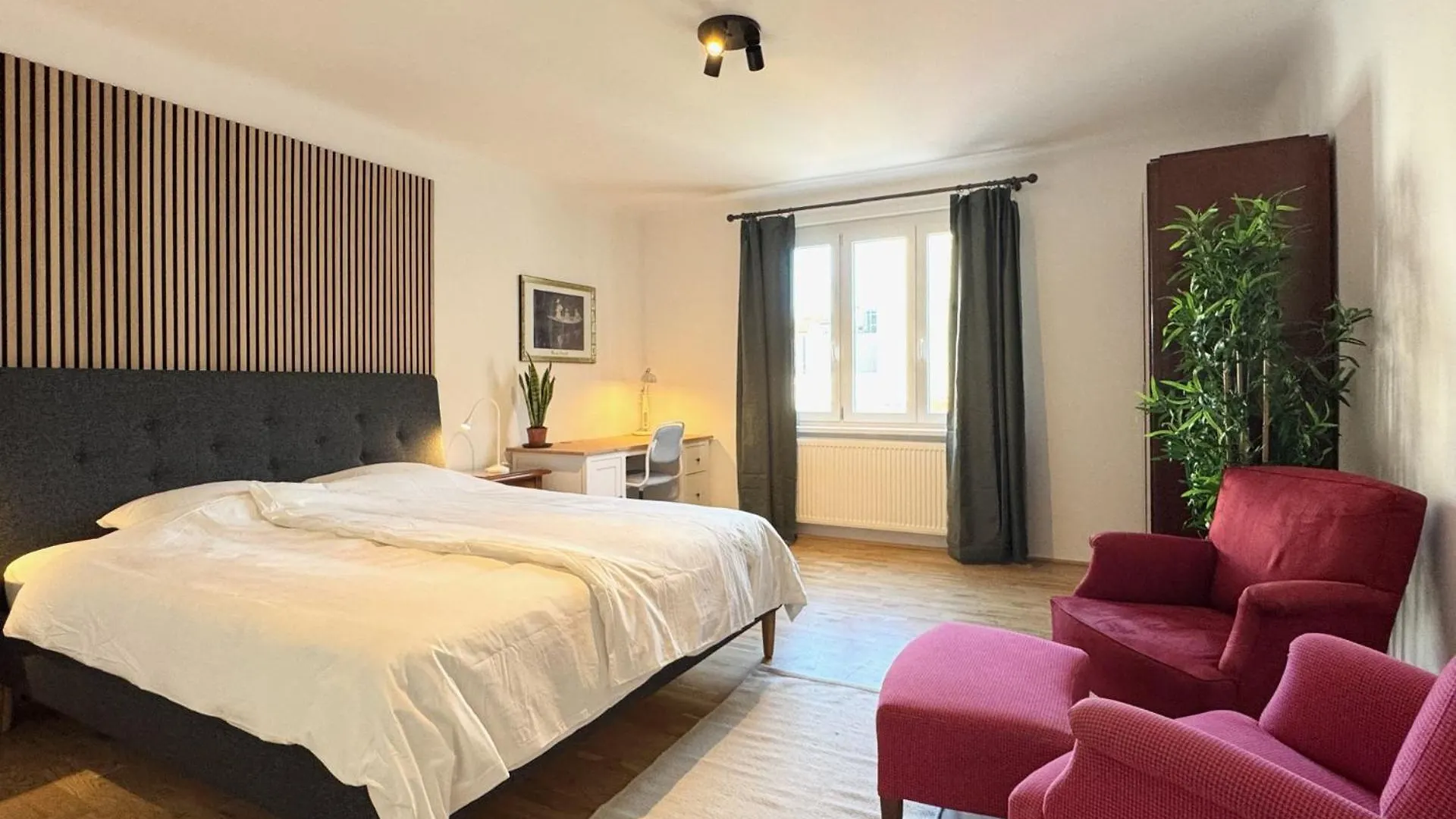 Newly Renovated Apartment At Yppenplatz Vienna Austria